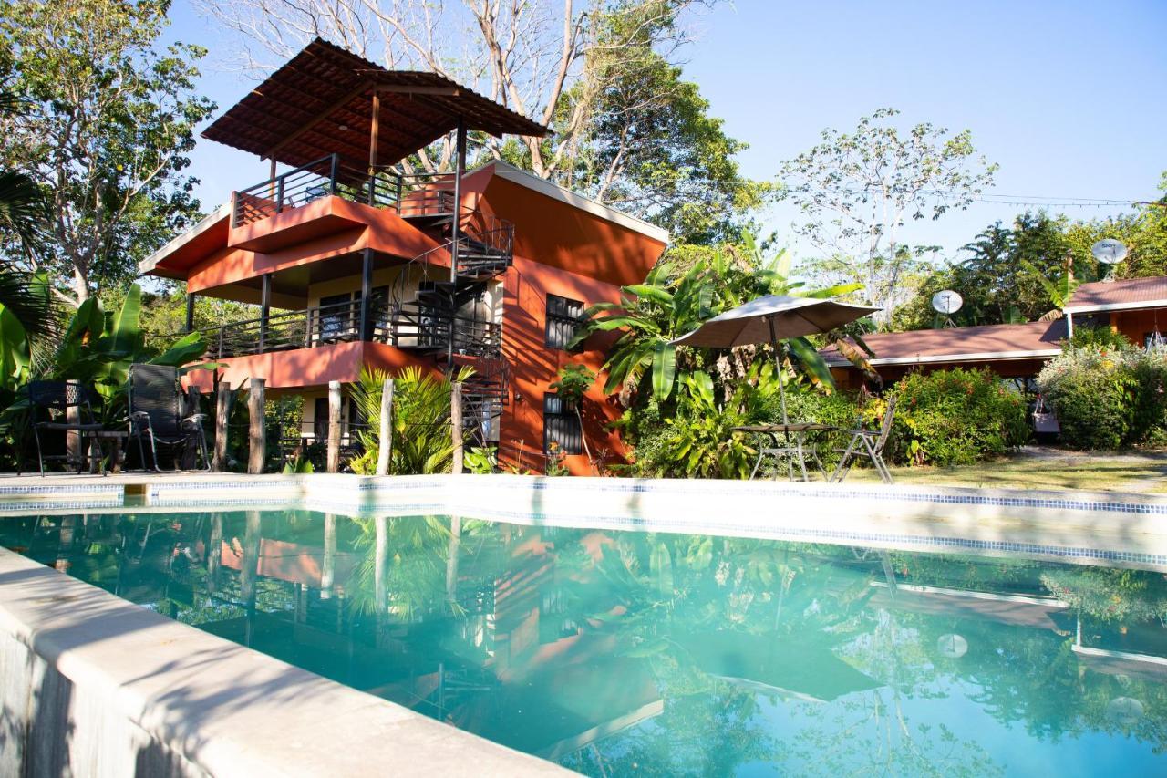 Jungle Lodge At Wild Sun Rescue Center Cabuya  外观 照片